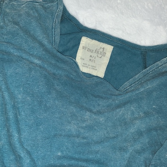 Free People distressed t-shirt - Picture 5 of 5